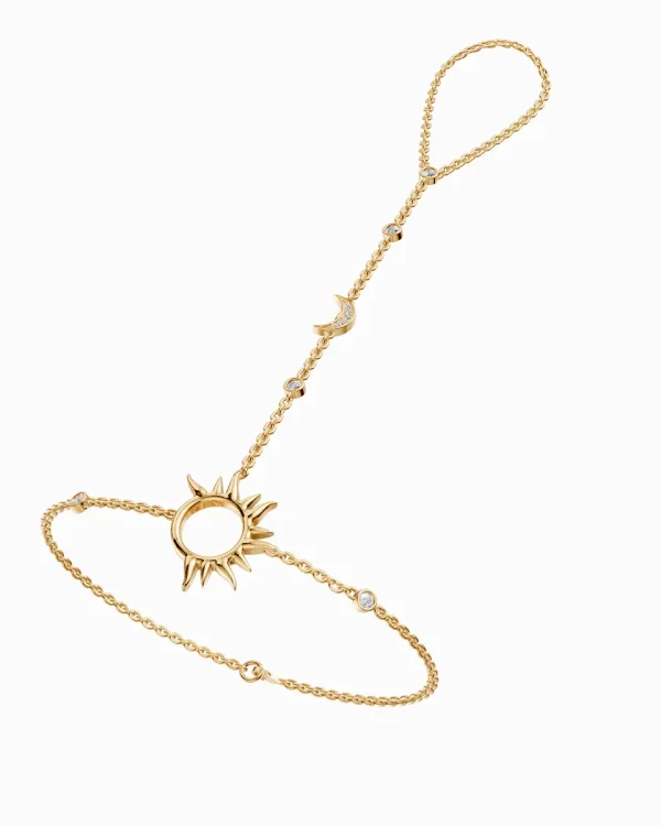 MUAR Hand Chain Bracelet in Yellow Gold with diamonds (Copy)